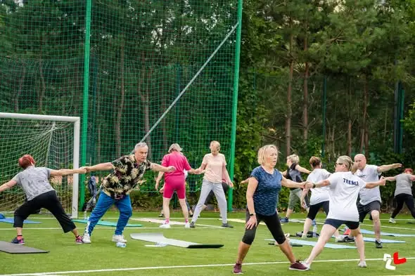Aktywna sobota na Orliku w Zgierzu – seniorzy dali radę!