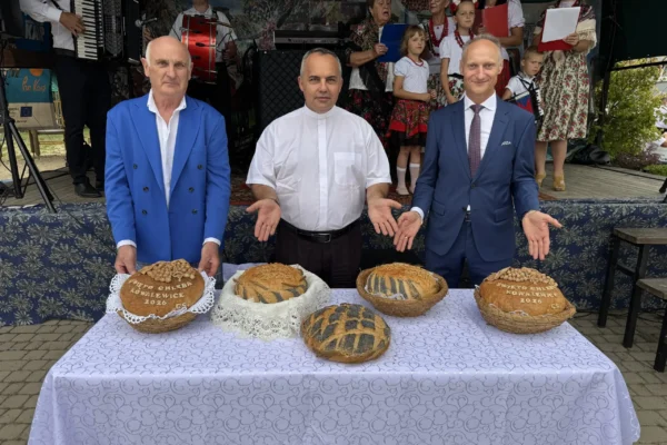 Święto Chleba w Kowalewicach – tradycja, wspólnota i radość