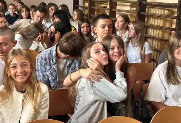 Nowy rok szkolny w Głownie: pożegnania i powitania w SP2 i SP3