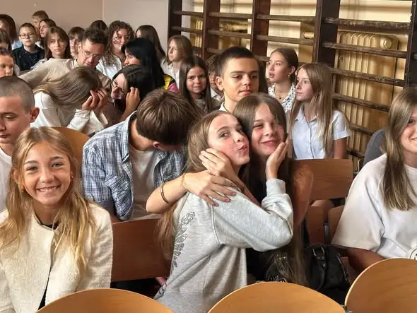 Nowy rok szkolny w Głownie: pożegnania i powitania w SP2 i SP3
