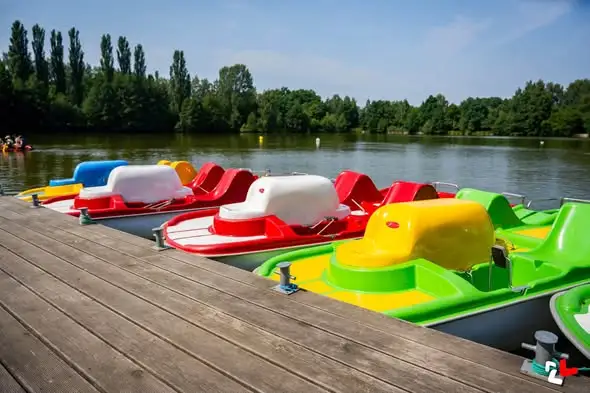Ostatni weekend na letnie atrakcje w Zgierzu – Przystań Wodna i Park Linowy kończą sezon