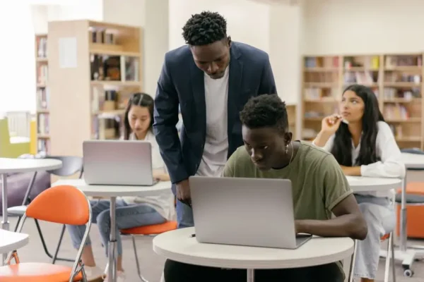 Sportowa Trójka z Aleksandrowa Łódzkiego ponownie z tytułem Apple Distinguished School