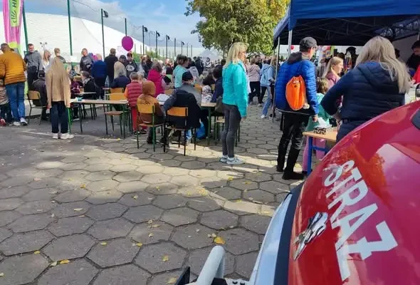 Piknik szkolny w Zgierzu z udziałem strażaków OSP