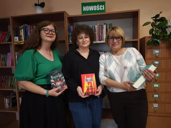 Nowe bibliotekarki w Głownie. Elżbieta Woldan-Romanowicz i Izabela Kapusta dołączają do MBP