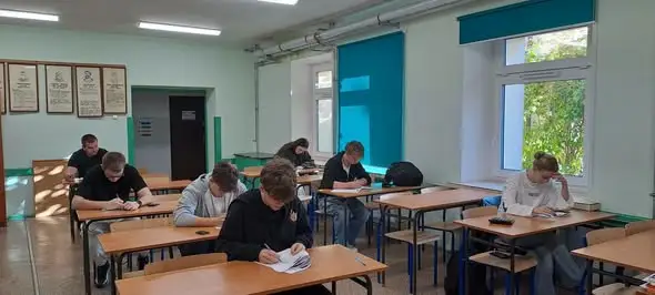 Uczniowie technikum logistycznego zmierzyli się z I etapem Olimpiady Logistycznej