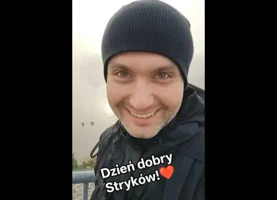 Wojtek z „Wojtek idzie” odwiedził Stryków – 10 km pieszej wędrówki